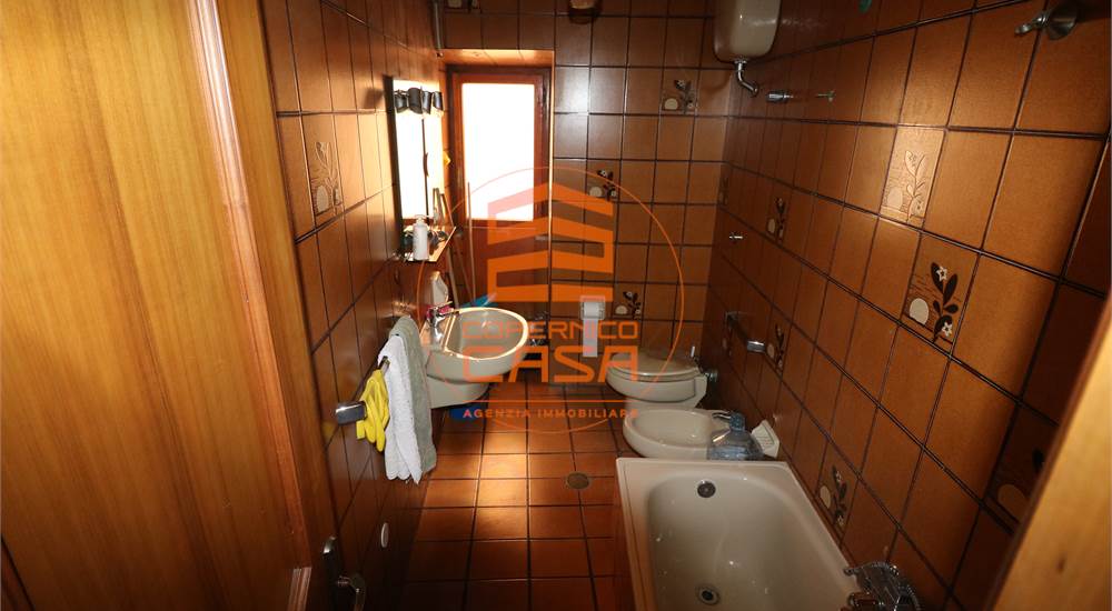 locale wc